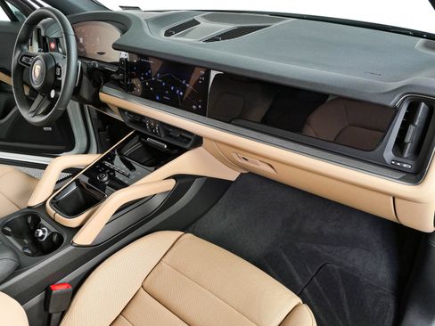 New 2026 Porsche Cayenne AWD/4WD image 25