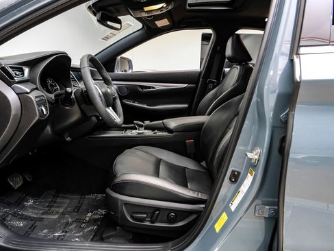 Used 2023 INFINITI QX55 Luxe w/ Cargo Package image 4