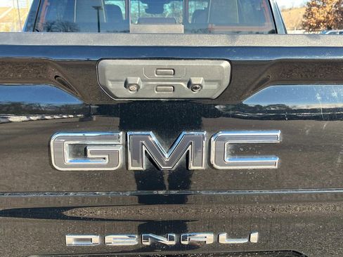 Used 2023 GMC Sierra 1500 Denali Ultimate image 18