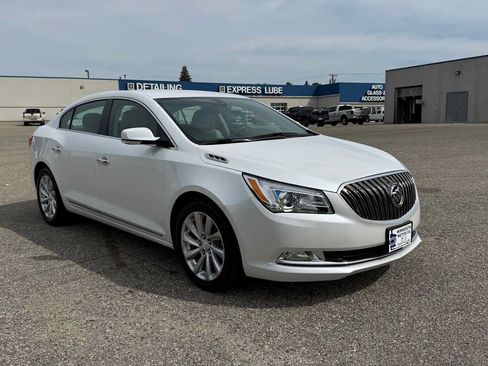 Used 2016 Buick LaCrosse Leather FWD image 2