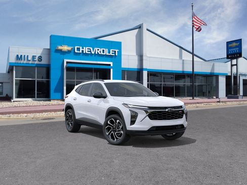 New 2026 Chevrolet Trax RS w/ Driver Confidence Package image 1
