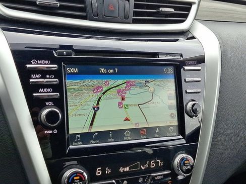 Used 2018 Nissan Murano SV AWD/4WD image 17