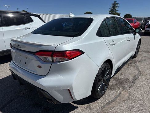 Used 2024 Toyota Corolla SE FWD image 4