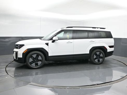 New 2026 Hyundai Santa Fe SEL FWD image 2