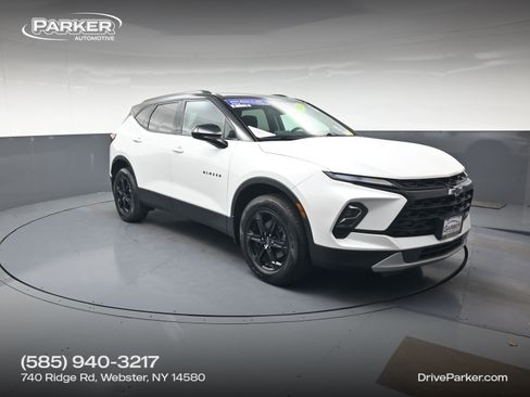 Used 2024 Chevrolet Blazer LT w/ Convenience Package AWD/4WD image 1
