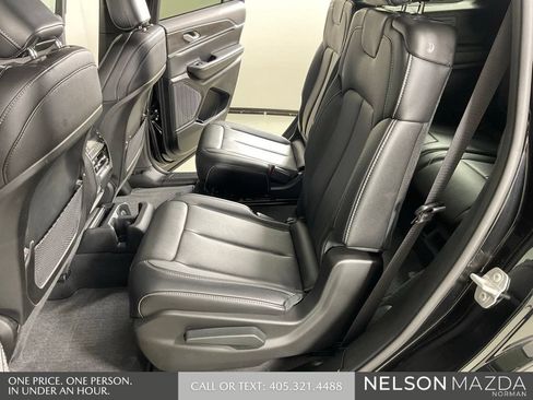 Used 2024 Jeep Grand Cherokee L Limited RWD image 27