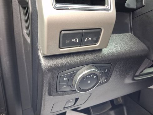 Used 2021 Ford F350 Lariat w/ Chrome Package AWD/4WD image 27