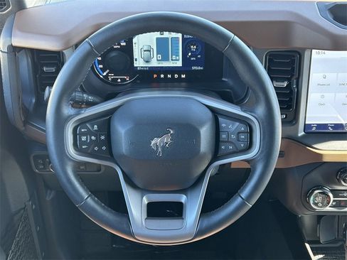 Used 2024 Ford Bronco Outer Banks image 44