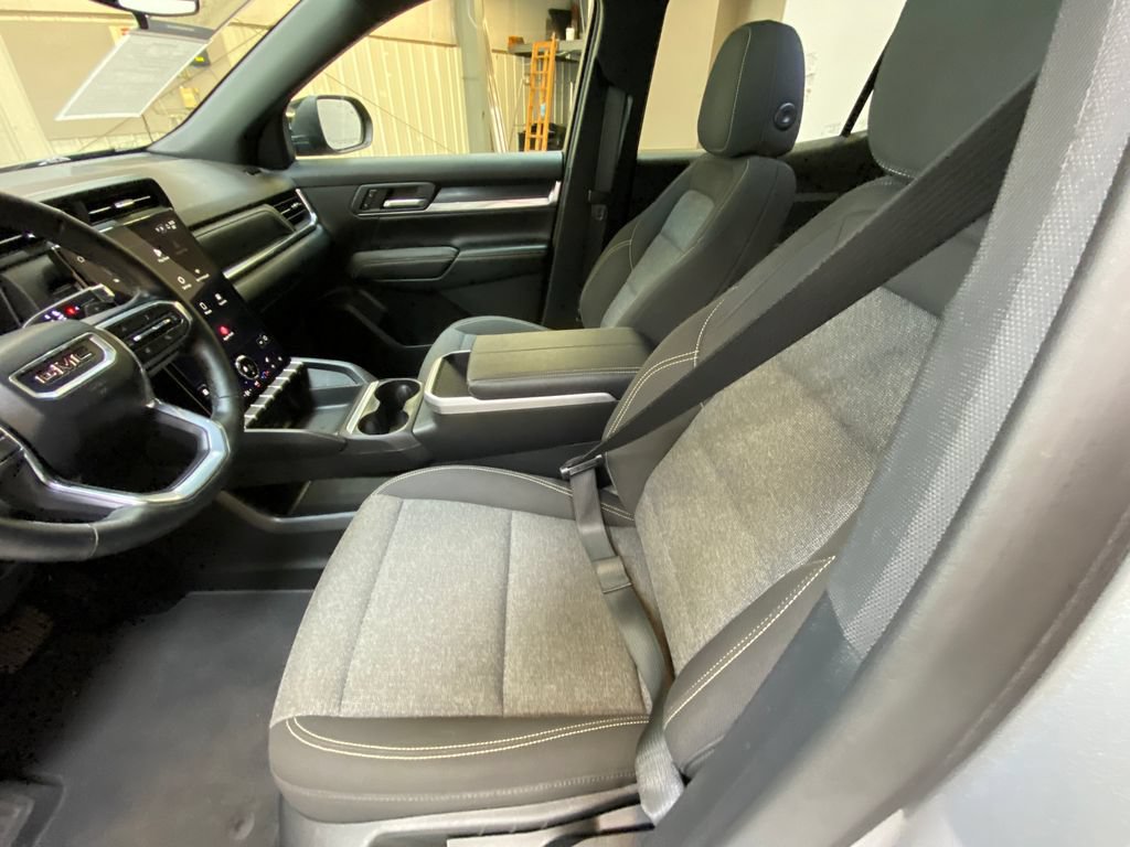 Used 2026 GMC Terrain Elevation AWD/4WD image 23
