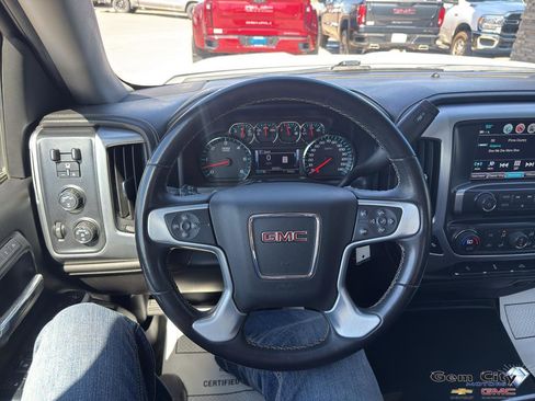 Used 2017 GMC Sierra 1500 SLT w/ SLT Premium Package AWD/4WD image 14