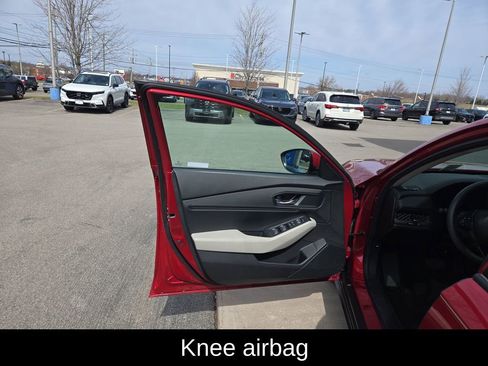 Certified 2024 Honda Accord EX image 11