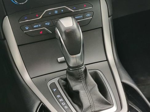 Certified 2018 Ford Edge SEL w/ Equipment Group 201A image 24