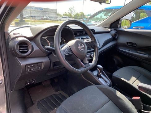 Used 2024 Nissan Kicks S FWD image 10
