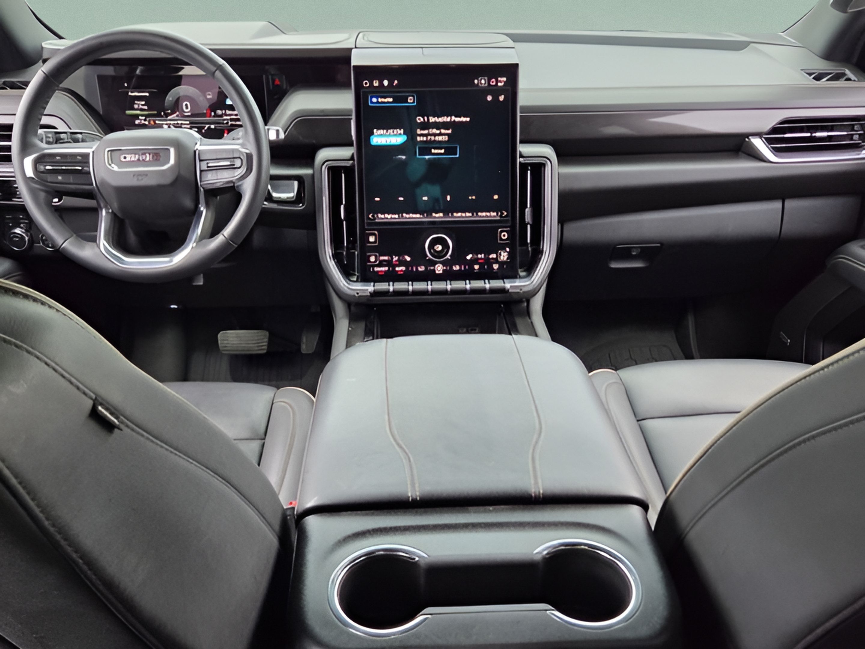 Used 2025 GMC Yukon XL Elevation AWD/4WD image 13