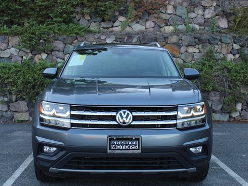 Used 2019 Volkswagen Atlas SE w/ Panoramic Sunroof Package AWD/4WD image 3