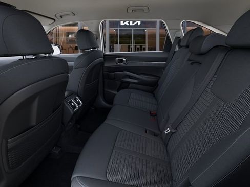 New 2026 Kia Sorento LX image 18