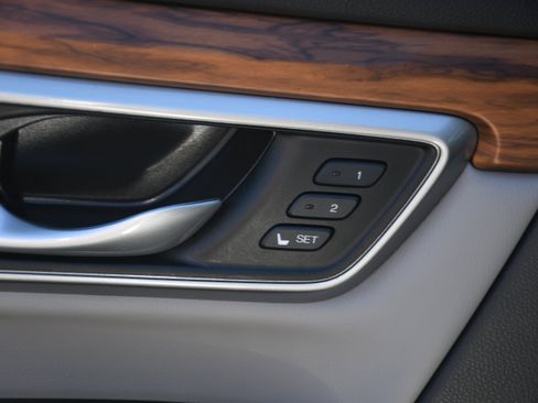 Used 2020 Honda CR-V EX-L image 12