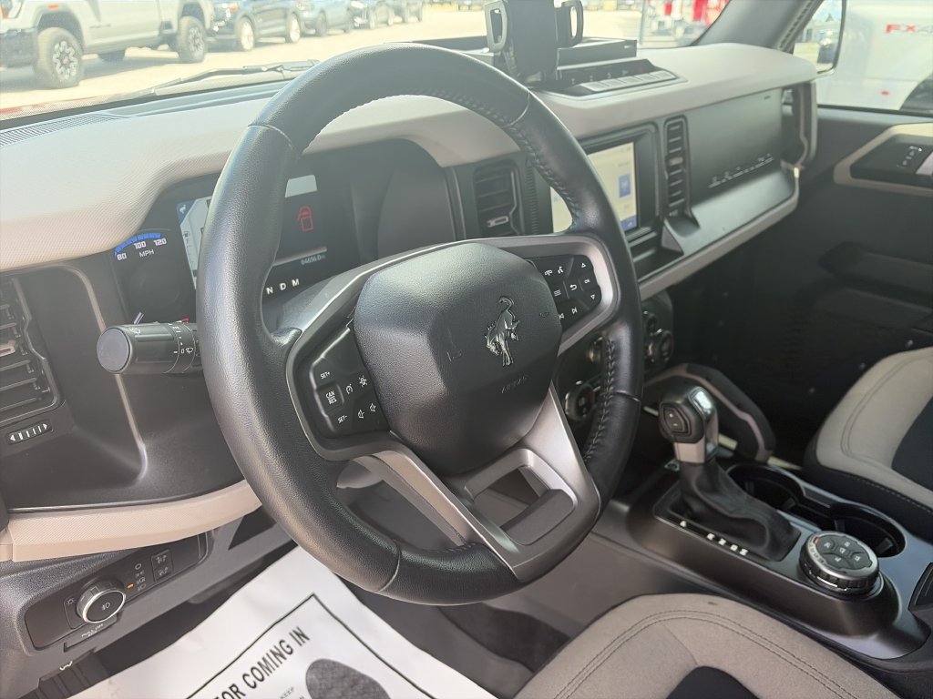 Used 2023 Ford Bronco Big Bend w/ Sasquatch Package AWD/4WD image 11