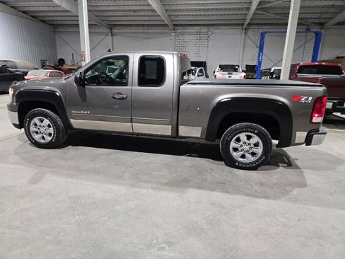 Used 2013 GMC Sierra 1500 SLE w/ Power Tech Package image 7