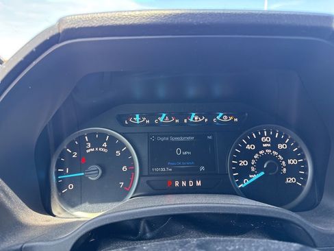 Used 2018 Ford F150 XLT w/ Equipment Group 302A Luxury AWD/4WD image 17