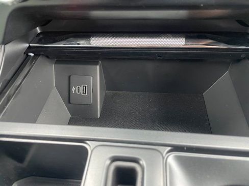 New 2025 Ford F150 Lariat w/ Equipment Group 501A Mid image 29