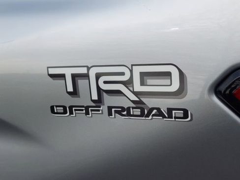 Used 2024 Toyota Tacoma TRD Off-Road image 36