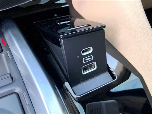 Used 2023 Acura MDX SH-AWD w/ Technology Package image 31