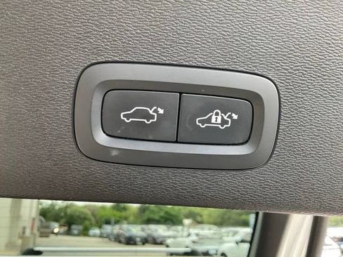 Certified 2023 Volvo C40 P8 Recharge Ultimate AWD/4WD image 24