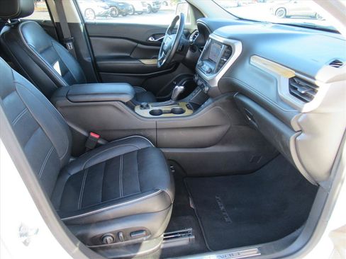 Used 2019 GMC Acadia Denali w/ Technology Package image 11