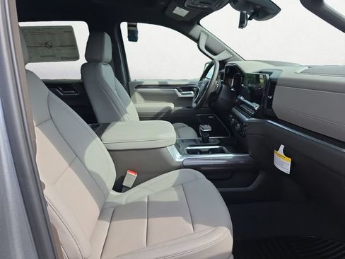 New 2026 Chevrolet Silverado 1500 LTZ w/ Technology Package AWD/4WD image 15