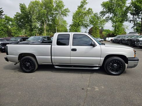 Used 2004 Chevrolet Silverado 1500 LT w/ Light Duty Power Package RWD image 7