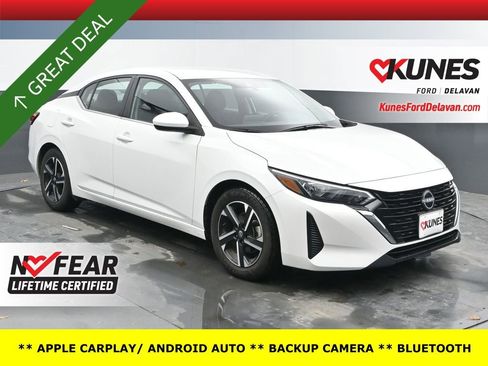 Used 2024 Nissan Sentra SV image 1