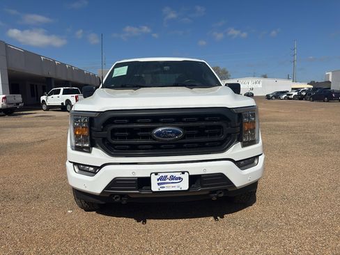 Used 2021 Ford F150 XLT w/ Equipment Group 302A High image 8