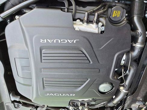 Used 2024 Jaguar F-TYPE R AWD/4WD image 20