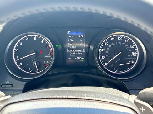 Used 2024 Toyota Camry SE FWD image 12