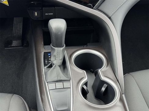 Used 2024 Toyota Camry LE image 6