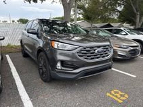 Used 2019 Ford Edge SEL w/ Equipment Group 201A FWD image 1