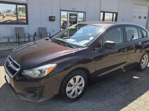 Used 2013 Subaru Impreza 2.0i image 1