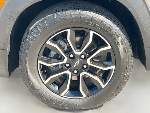 Used 2024 Chevrolet TrailBlazer ACTIV w/ Convenience Package AWD/4WD image 30