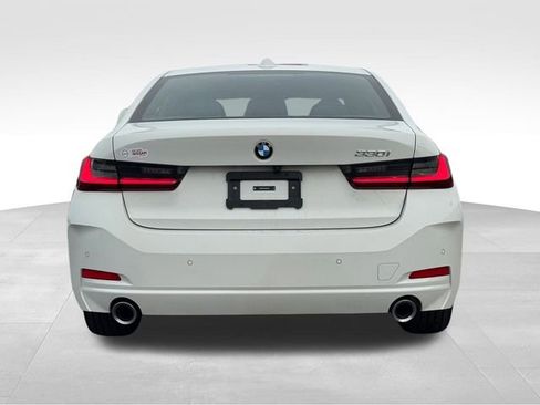 Used 2025 BMW 330i Sedan image 4