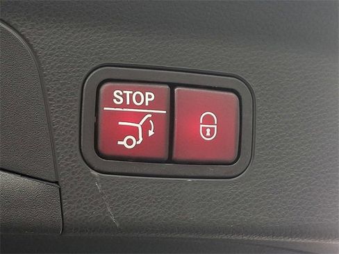 Used 2023 Mercedes-Benz GLC 43 AMG 4MATIC Coupe image 28