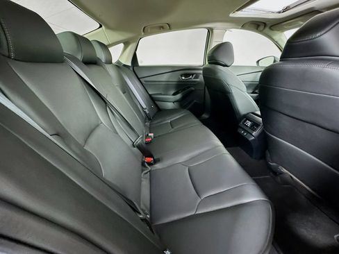 Certified 2025 Honda Accord Touring image 34