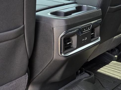 New 2026 GMC Sierra 1500 SLT AWD/4WD image 28