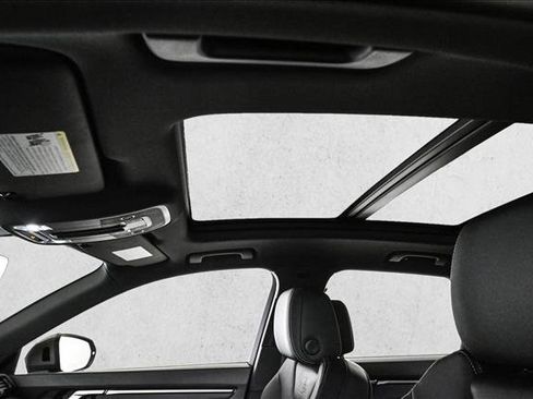 New 2025 Audi Q3 2.0T Premium image 17