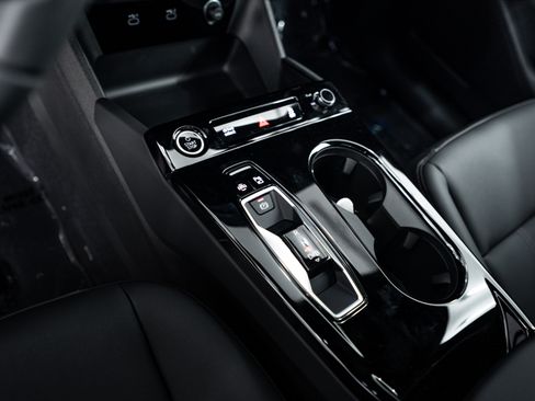 New 2027 Audi Q6 e-tron Premium Plus AWD/4WD image 12