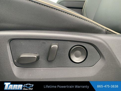 New 2026 Chevrolet Suburban Premier w/ Sun And Tow Package AWD/4WD image 14