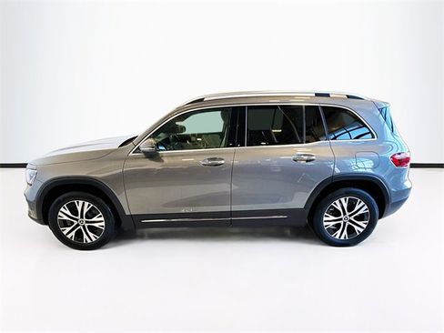 Certified 2025 Mercedes-Benz GLB 250 4MATIC image 8