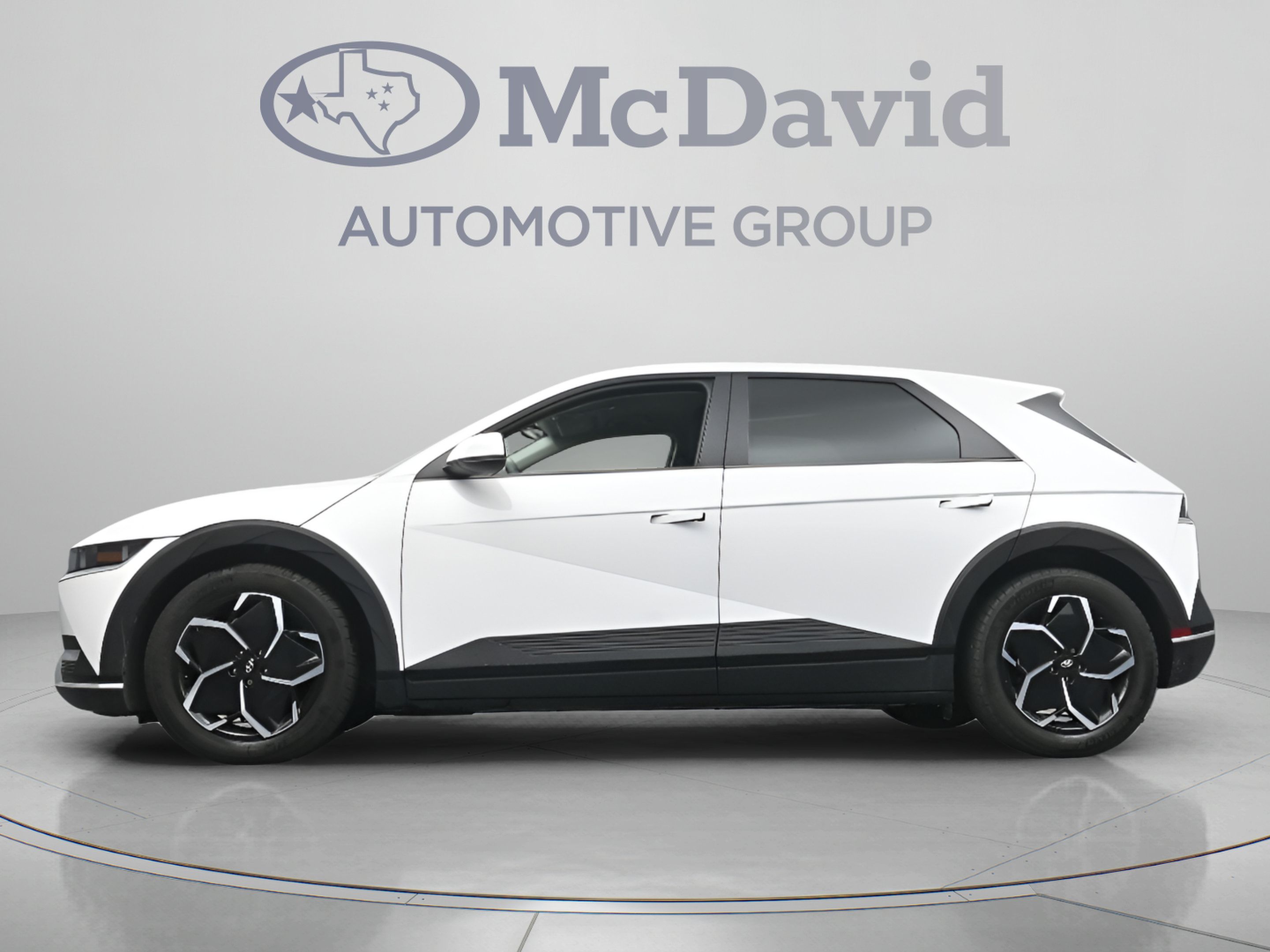 Used 2024 Hyundai Ioniq 5 SEL RWD image 27