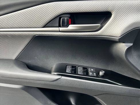 Certified 2025 Toyota Camry SE image 11