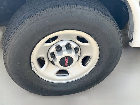 Used 2022 GMC Savana 2500 Work Van w/ Driver Convenience Package image 26